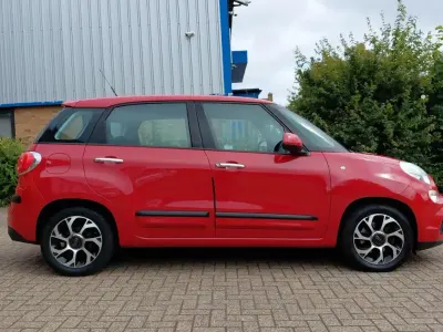 Used Fiat 500L Pop Star 95 HP (69 kW) 2017 Red MPV