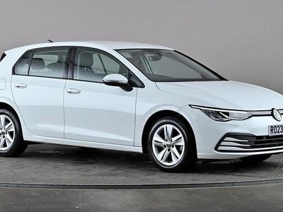 Used VW Golf VIII Life 150 HP (110 kW) 2023 White Hatchback