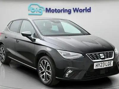 Begagnad Seat Ibiza XCELLENCE Lux 110 HK (80 kW) 2023 Svart Halvkombi