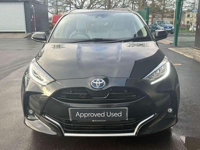 Used Toyota Yaris Hybrid 113 HP (83 kW) 2022 Black Hatchback