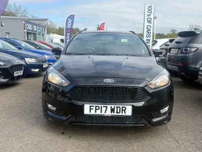 Begagnad Ford Focus ST-Line 120 HK (88 kW) 2017 Svart Kombi