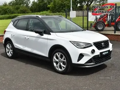 Used Seat Arona FR 110 HP (80 kW) 2023 White SUV