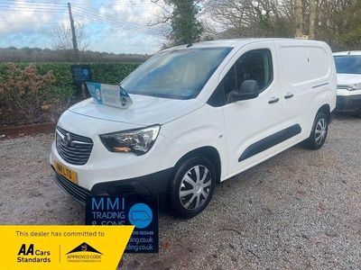 White Used 2019 Vauxhall Combo Edition Van | £5,250 (Good price)