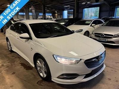 White Used 2018 Vauxhall Insignia SRi Hatchback | £7,690 (Fair price)
