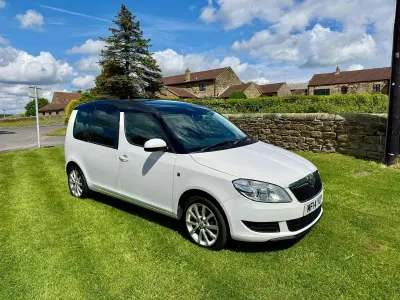 Used Skoda Roomster SE 105 HP (77 kW) 2014 White MPV