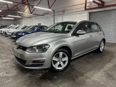 Used VW Golf VII Match 120 HP (88 kW) 2014 Silver Hatchback