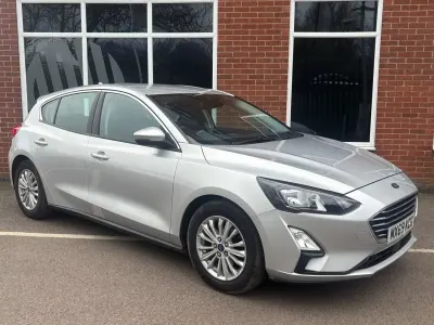 Używany Ford Focus Titanium 150 KM (110 kW) 2019 Srebrny Hatchback