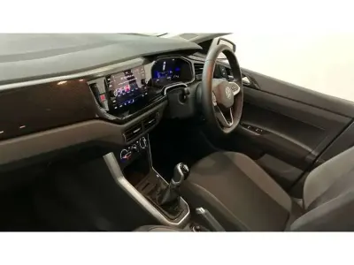 Used VW Polo Life 95 HP (69 kW) 2023 White Hatchback