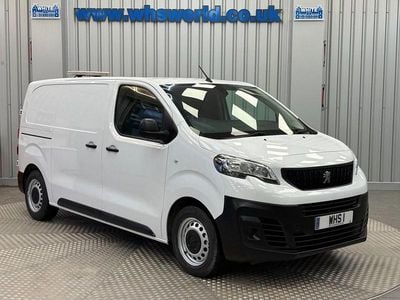 Used Peugeot Expert Premium 145 HP (106 kW) 2023 White Van