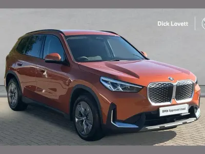 Usado BMW iX1 Sport Line 150 kW (204 HP) 2024 Laranja SUV