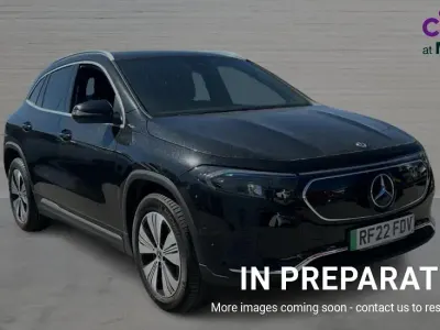 Begagnad Mercedes EQA250 139 kW (190 HK) 2022 Svart SUV