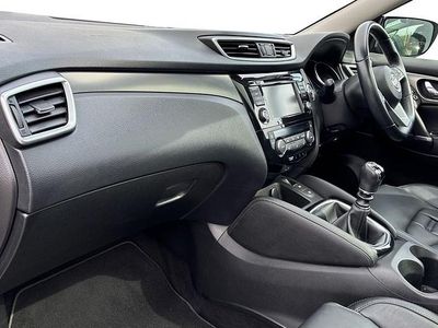 Used Nissan Qashqai N-Motion 2021 Grey SUV