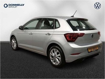 Usado VW Polo Style 94 CV (69 kW) 2022 Plateado Utilitario