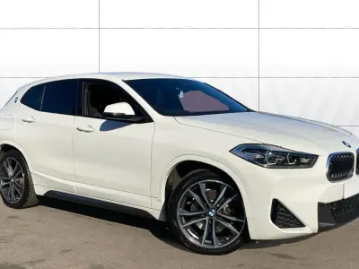 Begagnad BMW X2 M Sport 220 HK (161 kW) 2021 Vit SUV