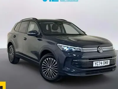 Begagnad VW Tiguan Life 204 HK (150 kW) 2024 Grå SUV