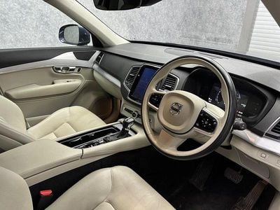 Used Volvo XC90 Momentum 2017 Blue SUV