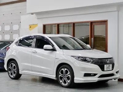 Used Honda HR-V Hybrid 131 HP (96 kW) 2014 White SUV