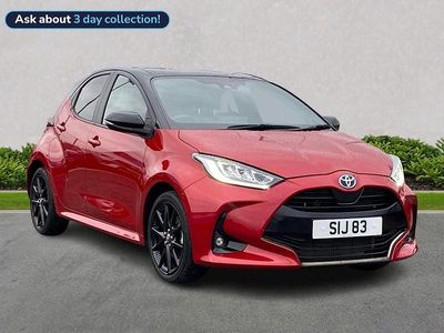 Used Toyota Yaris Hybrid 116 HP (85 kW) 2022 Red/black Hatchback