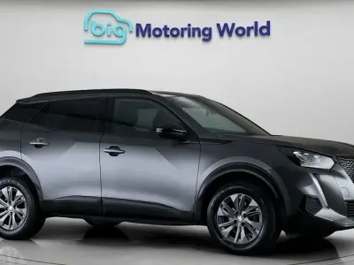 Used Peugeot 2008 Active+ 101 HP (74 kW) 2023 Grey SUV