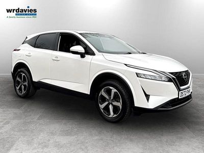 Used Nissan Qashqai N-Connecta 2022 White SUV