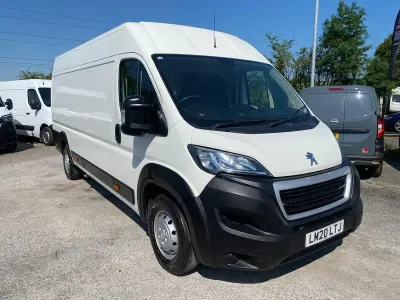 Used Peugeot Boxer S 140 HP (102 kW) 2020 White Van