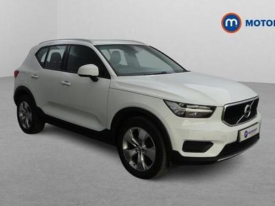 White Used 2020 Volvo XC40 Momentum SUV | £17,849 (Fair price)