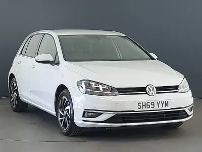 Used VW Golf VII Match 150 HP (110 kW) 2019 White Hatchback