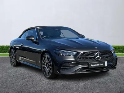 Usado Mercedes CLE300 AMG Line Premium Plus 2025 Cinzento Cabrios