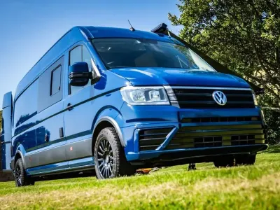 Used VW Crafter S 140 HP (102 kW) 2021 Blue Van