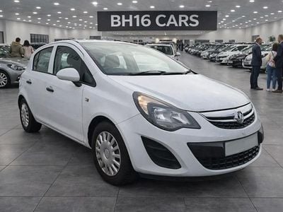 Second-hand Vauxhall Corsa Edition 2014 Alb Hatchback