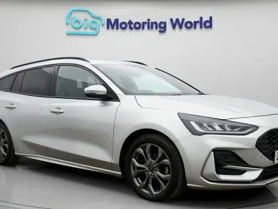 Used Ford Focus ST-Line 125 HP (91 kW) 2022 Silver Estate