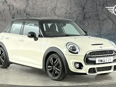 Usado Mini Cooper S Hatch 189 HP (139 kW) 2019 Branco Citadino