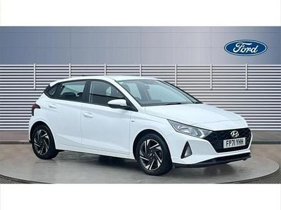 Used Hyundai i20 SE 100 HP (73 kW) 2022 White Hatchback