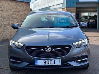 Used Vauxhall Insignia Design Edition 140 HP (102 kW) 2019 Grey Hatchback