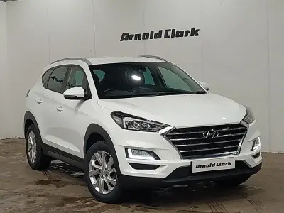 Used Hyundai Tucson SE 132 HP (97 kW) 2018 White SUV