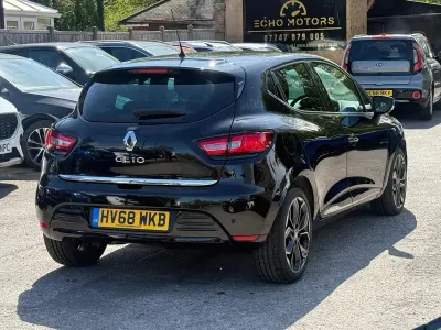 Used Renault Clio IV Iconic 2018 Black Hatchback