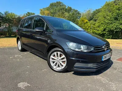 Used VW Touran SE 105 HP (77 kW) 2015 Black MPV