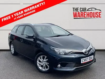 Used Toyota Auris 116 HP (85 kW) 2017 Grey Estate
