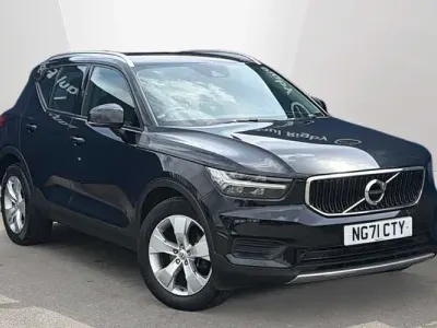 Used Volvo XC40 Momentum 163 HP (119 kW) 2021 SUV