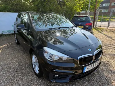 Begagnad BMW 218 Sport Line 2015 Svart Halvkombi
