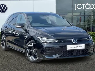 Used VW Golf VIII R-line 147 HP (108 kW) 2025 Black Hatchback