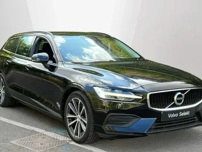 Used Volvo V60 Momentum 161 HP (118 kW) 2022 Black Estate