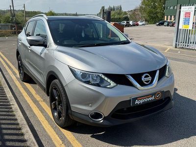 Used Nissan Qashqai N-Connecta 2016 Silver SUV