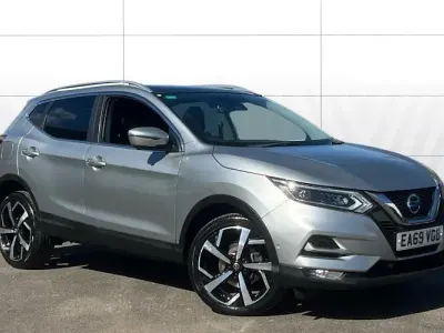Used Nissan Qashqai Tekna 140 HP (102 kW) 2019 Silver SUV