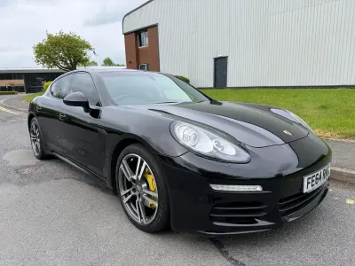 Usado Porsche Panamera 300 CV (220 kW) 2014 Negro Utilitario