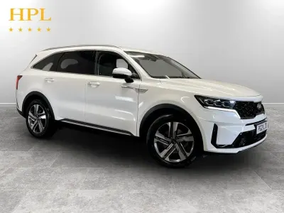 Used Kia Sorento 230 HP (169 kW) 2021 White SUV