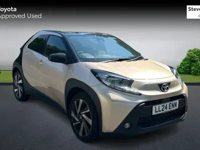 Used Toyota Aygo X 72 HP (52 kW) 2024 Beige SUV