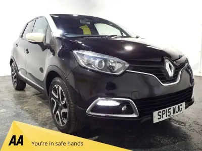 Usado Renault Captur Dynamique 90 HP (66 kW) 2015 Preto SUV
