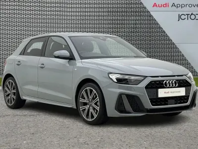 Begagnad Audi A1 S-Line 113 HK (83 kW) 2024 Grå SUV