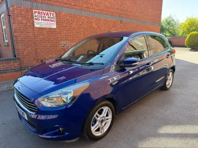 Begagnad Ford Ka Plus Zetec 70 HK (51 kW) 2018 Blå Halvkombi
